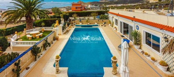 6 غرف نوم منزل في Arona, Spain رقم 25444 2