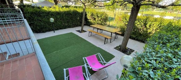 6 rooms House in Marsciano, Italy No. 5569 45