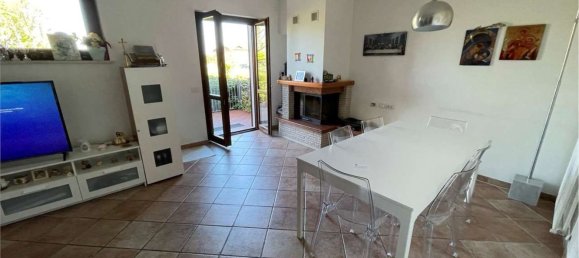 6 rooms House in Marsciano, Italy No. 5569 36