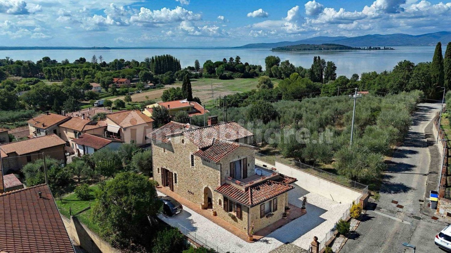 3 bedrooms House in Magione, Italy No. 353590