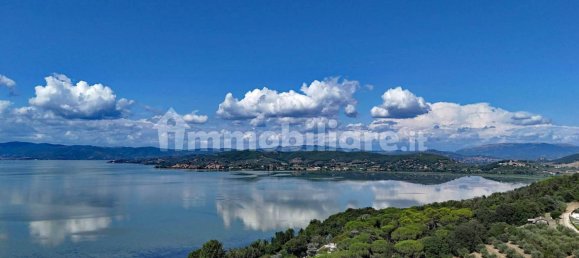 3 bedrooms House in Magione, Italy No. 353590 9