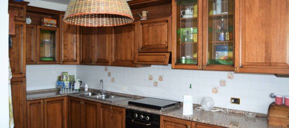 4 bedrooms Villa in Alba Adriatica, Italy No. 153416 11