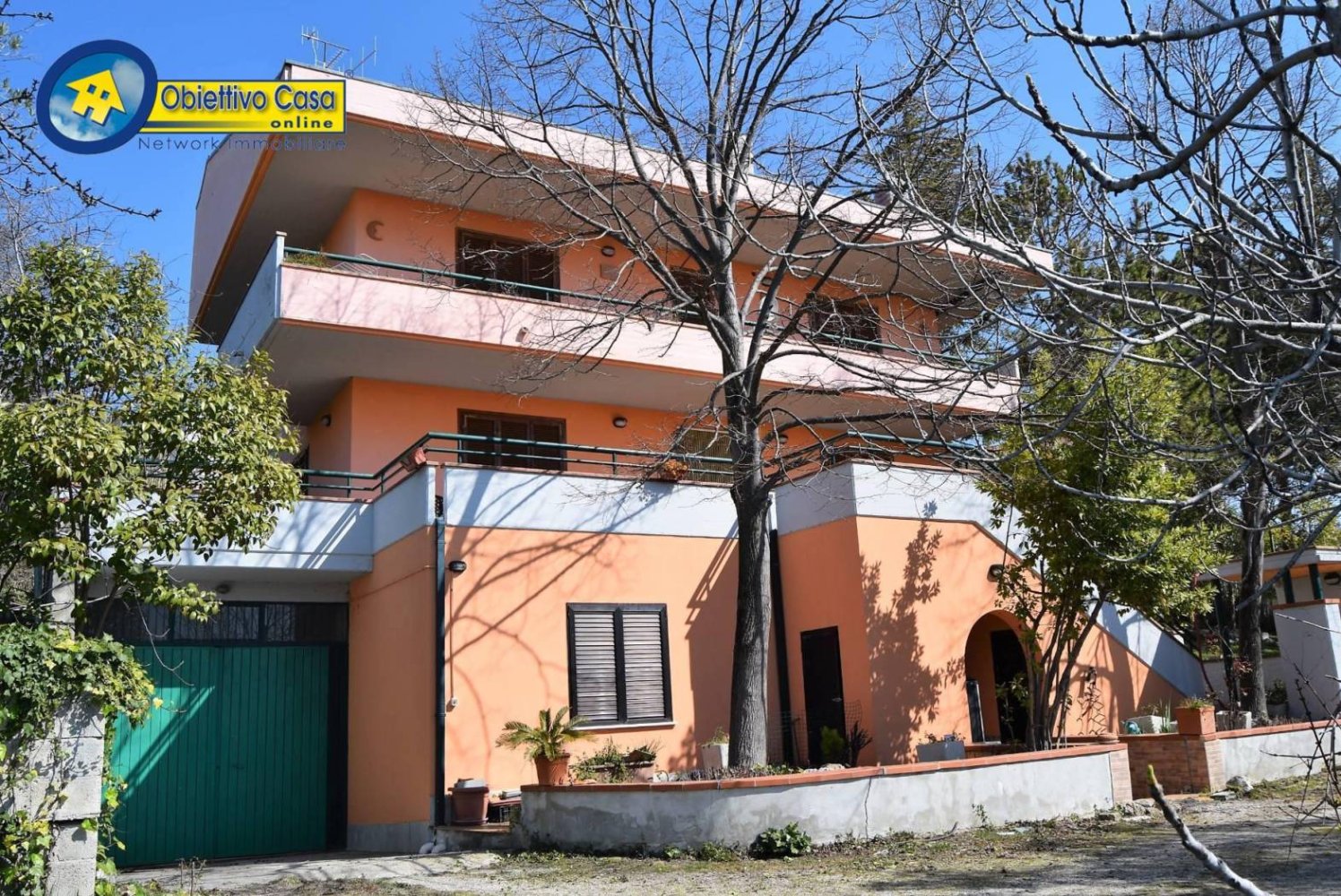 4 bedrooms Villa in Alba Adriatica, Italy No. 153416