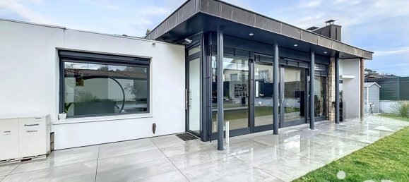 2 bedrooms House in Anse, France No. 207301 9