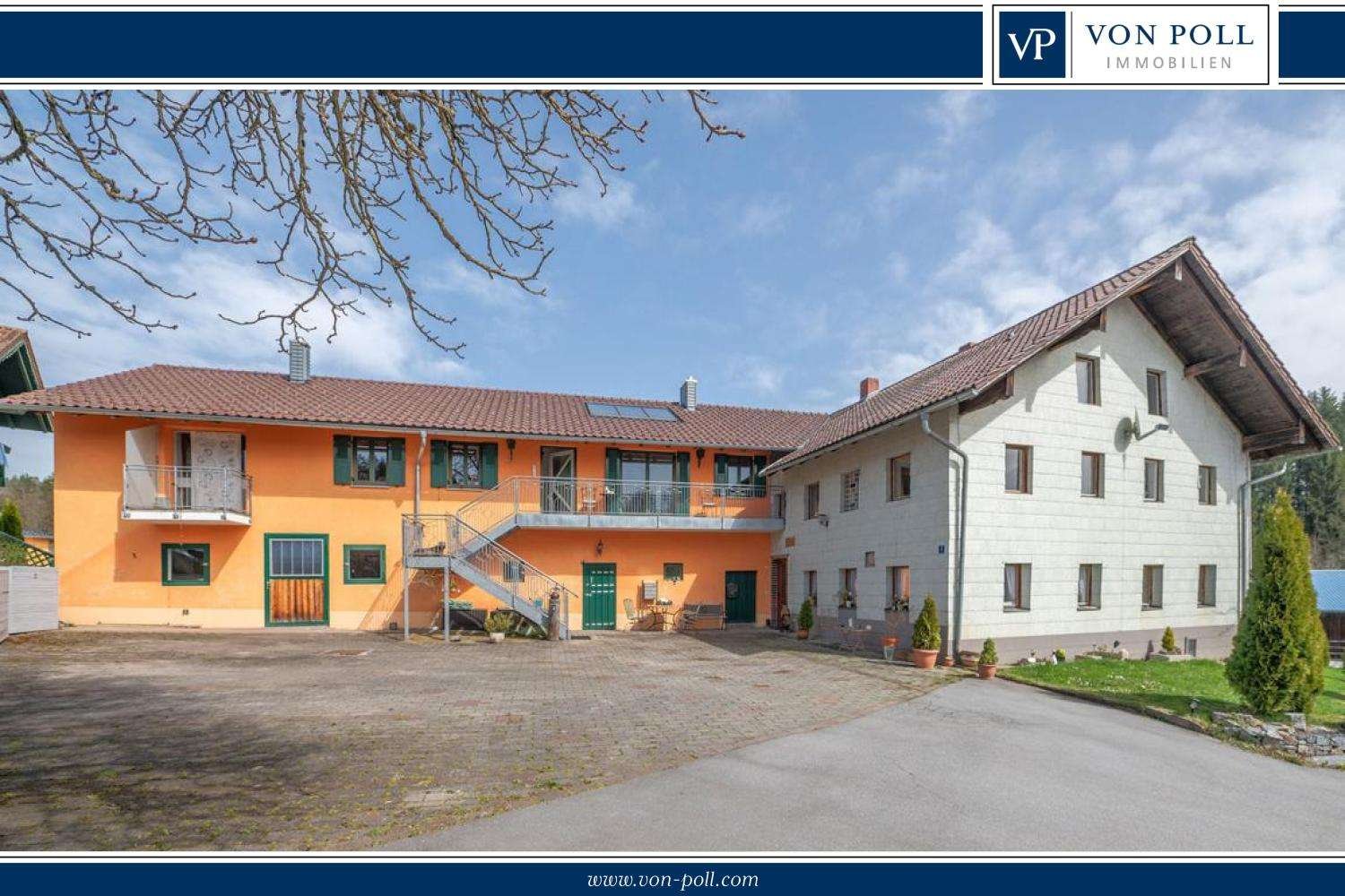 7 bedrooms Castles in Freyung-Grafenau, Germany No. 211907