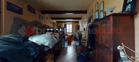4-Zimmer Haus in Camporgiano, Italy, Nr. 237838 9