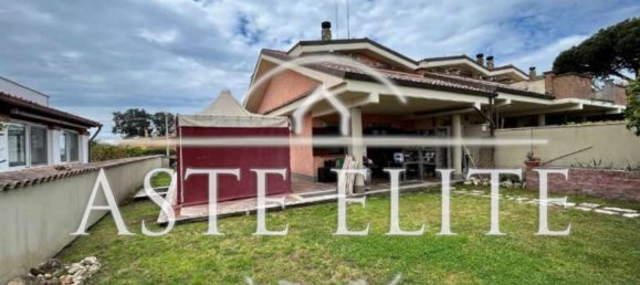 6-Zimmer Haus in Pomezia, Italy, Nr. 12635 27