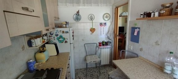 5 rooms Apartment in Massa, Italy No. 195652 9