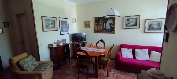 5 rooms Apartment in Massa, Italy No. 195652 4
