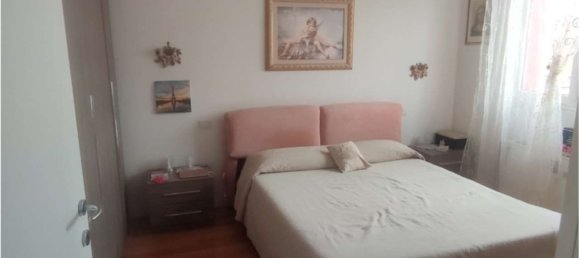 4 rooms Apartment in Garbagnate Milanese, Italy No. 6888 18