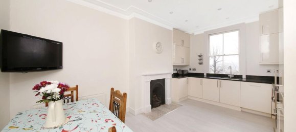 4 bedrooms Apartment in London, United Kingdom No. 13924 2