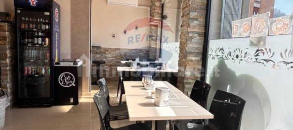 Коммерческая недвижимость с 2 комнатами в Фьорано аль Серио, Италия № 236816 2