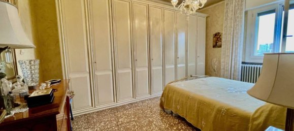 4غرفة بانتهاوس في Modena, Italy رقم 302960 8