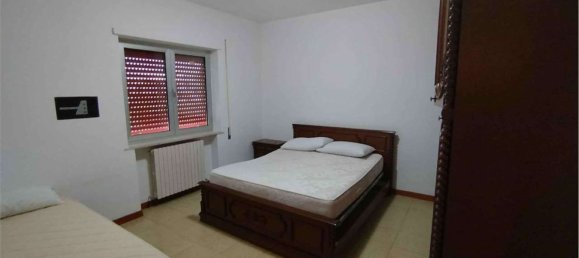 Квартира с 3 комнатами в Торторето, Италия № 41897 5