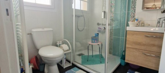 3 bedrooms House in Dordogne, France No. 95810 5