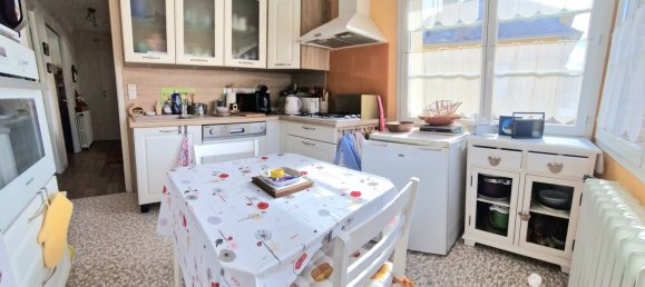 3 bedrooms House in Dordogne, France No. 95810 9