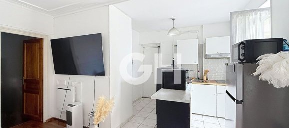 1 bedroom Apartment in Gentilly, France No. 296452 4