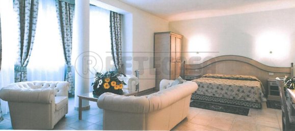 9650m² Hotel in Campagnatico, Italy No. 327032 3