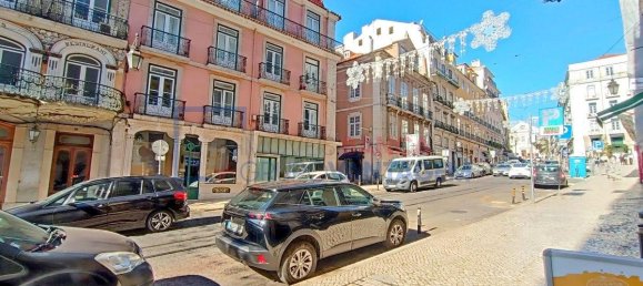 44m² Office in Lisbon, Portugal No. 94103 26