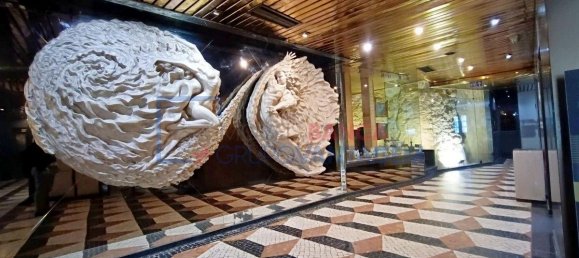 44m² Office in Lisbon, Portugal No. 94103 15