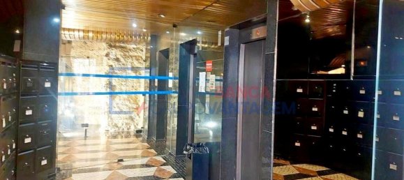 44m² Office in Lisbon, Portugal No. 94103 16