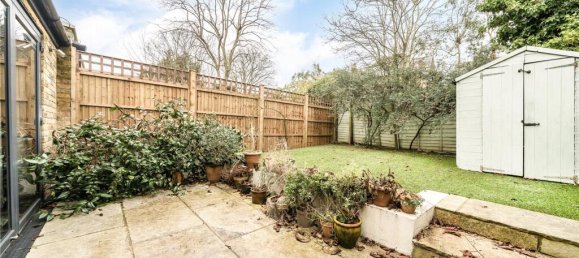 2 bedrooms Apartment in London, United Kingdom No. 12910 7