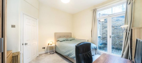 2 bedrooms Apartment in London, United Kingdom No. 12910 8