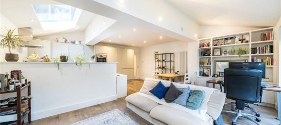 2 bedrooms Apartment in London, United Kingdom No. 12910 11