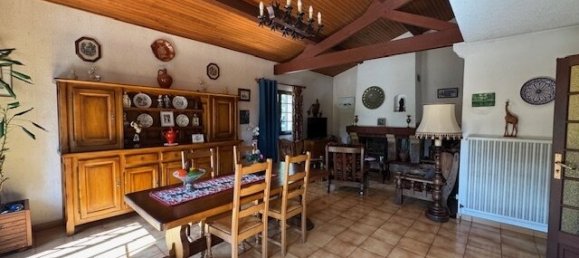 Casa de 4 dormitorios en Cestas, France No. 361847 5