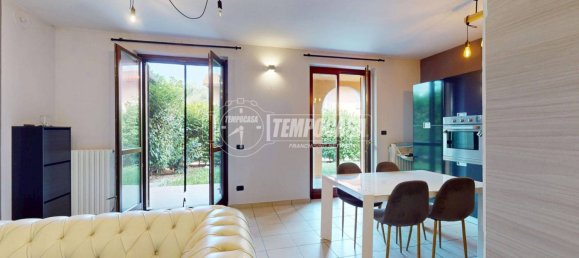 2 bedrooms Apartment in Pocapaglia, Italy No. 368730 3