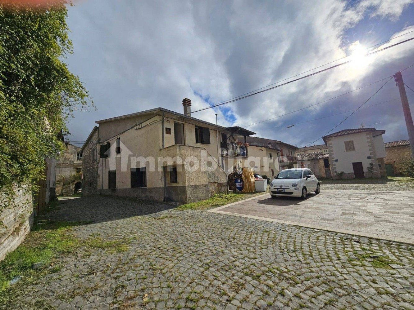 2 bedrooms House in Cagnano Amiterno, Italy No. 90167