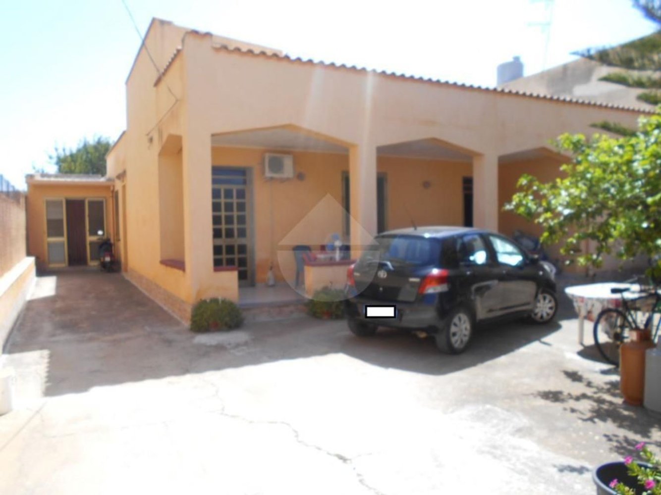 8 rooms Villa in Castelvetrano, Italy No. 109516