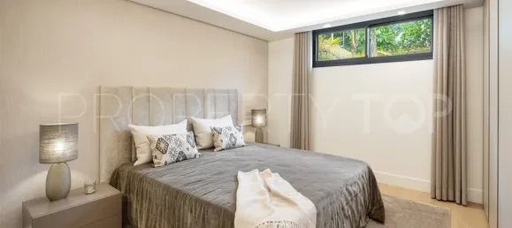 5 bedrooms Villa in Marbella, Spain No. 136376 17