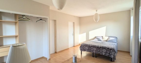 Apartamento de 2 dormitorios en Villeneuve-d'Ascq, France No. 156969 3