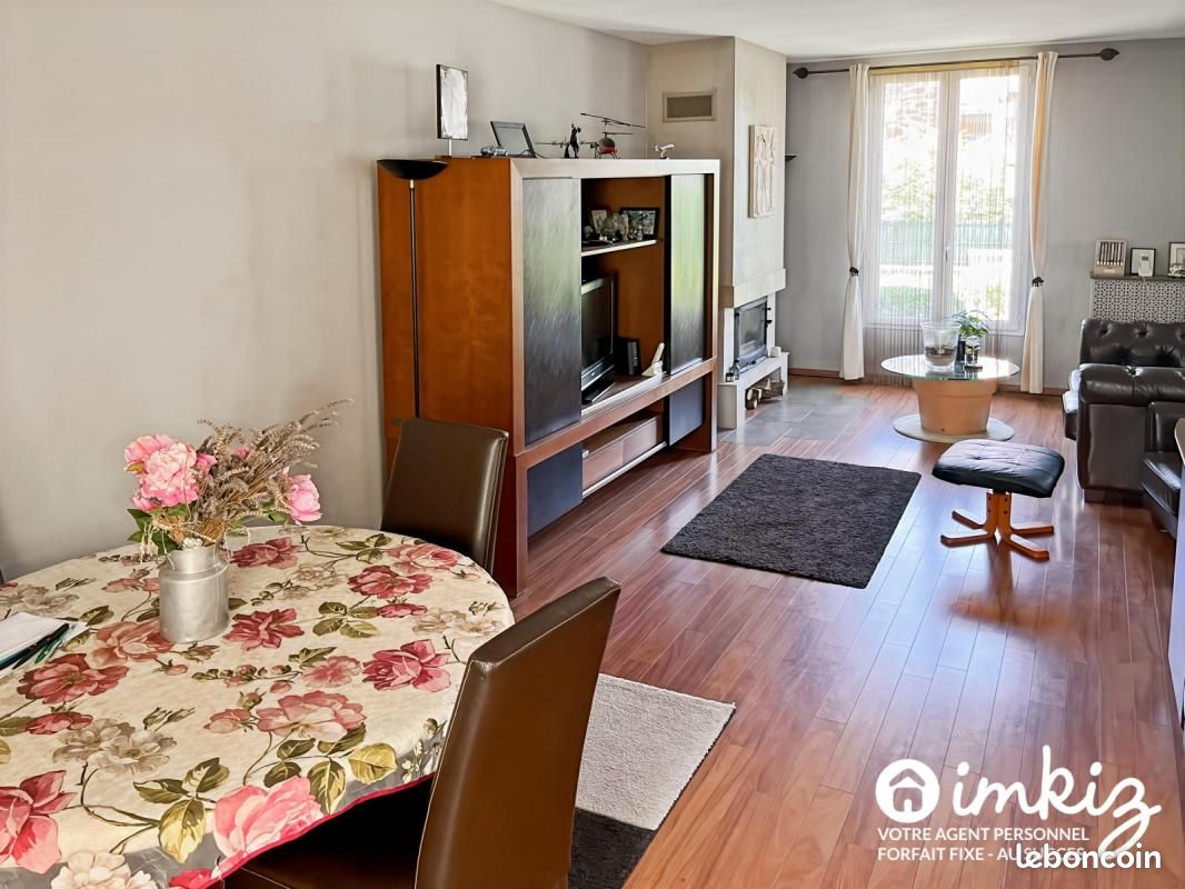 3 Schlafzimmer Haus in Savigny-sur-Orge, France, Nr. 333349