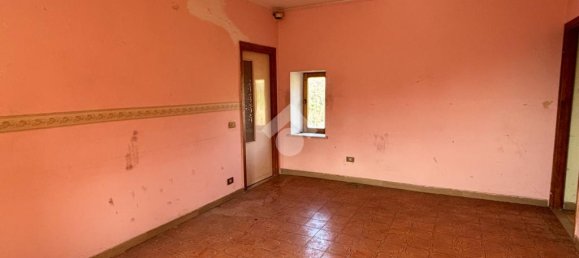 2 Schlafzimmer Wohnung in Cave, Italy, Nr. 110102 10