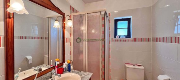 4 bedrooms Villa in Loule, Portugal No. 137226 4