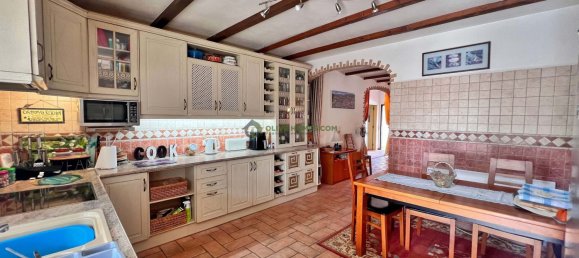 4 bedrooms Villa in Loule, Portugal No. 137226 17