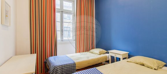 3 bedrooms Apartment in Lisbon, Portugal No. 9741 11