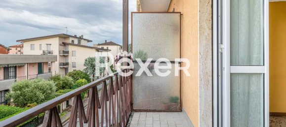 Квартира с 3 комнатами в Корбетта, Италия № 380884 10