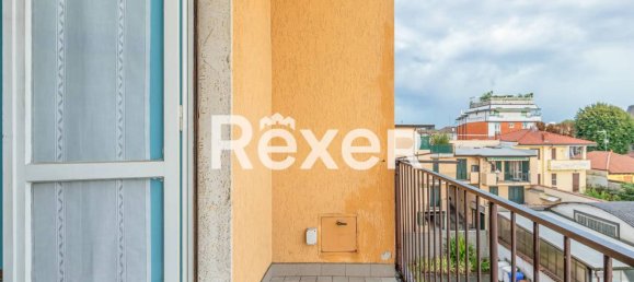 Квартира с 3 комнатами в Корбетта, Италия № 380884 18