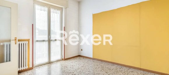 Квартира с 3 комнатами в Корбетта, Италия № 380884 2