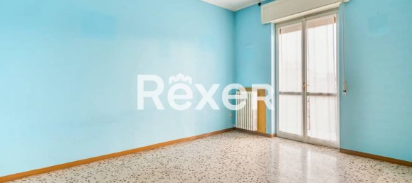 Квартира с 3 комнатами в Корбетта, Италия № 380884 12