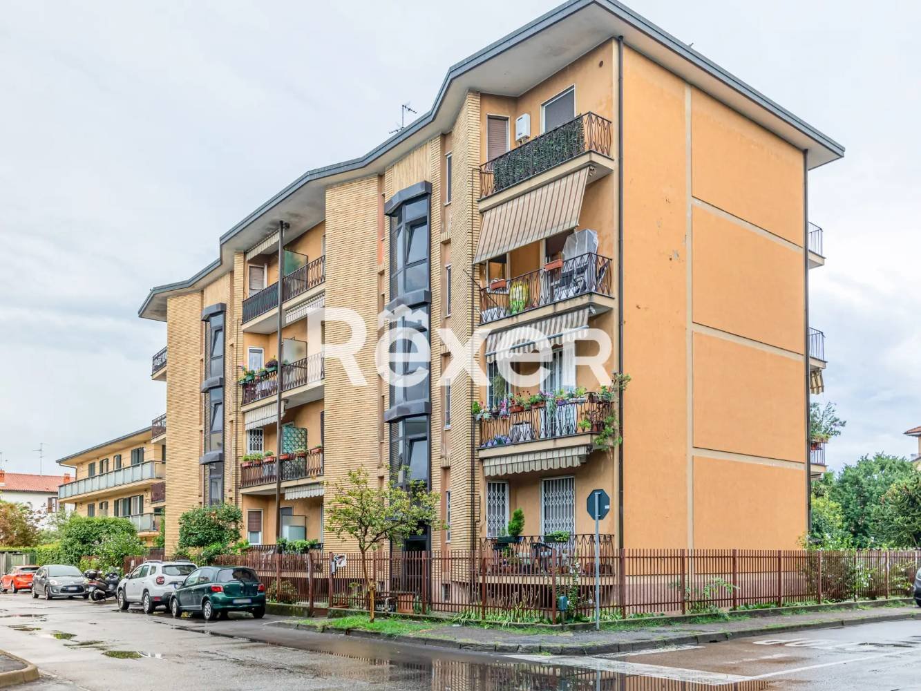 Квартира с 3 комнатами в Корбетта, Италия № 380884