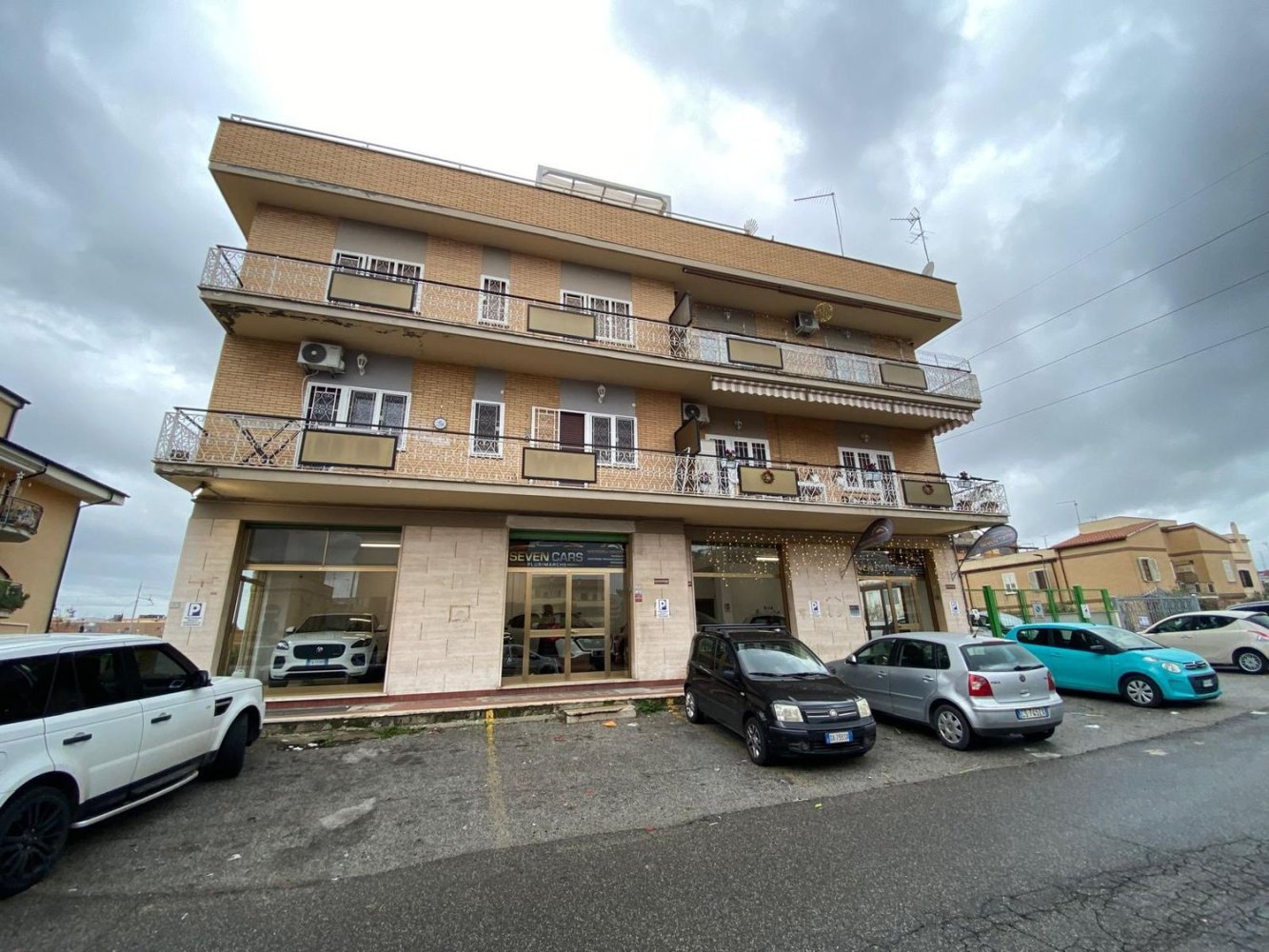 Квартира с 3 комнатами в Гуидония Монтечельо, Италия № 205195