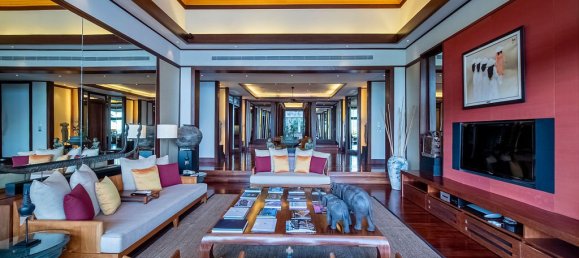 4 bedrooms Villa in Kamala, Thailand No. 8192 8