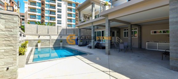 Haus in Pattaya, Thailand 485m², Nr. 62836 2