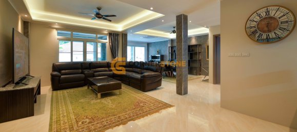 Haus in Pattaya, Thailand 485m², Nr. 62836 11