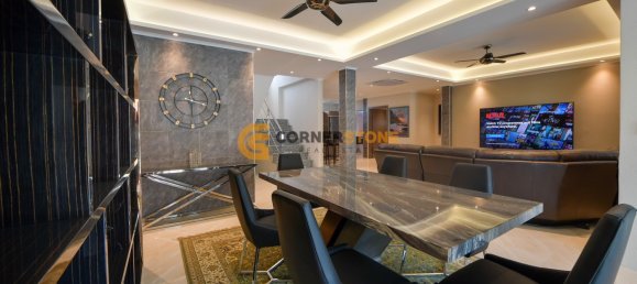 Haus in Pattaya, Thailand 485m², Nr. 62836 4