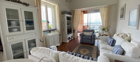 Дуплекс с 3 комнатами в Варацце, Италия № 217136 11